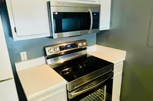 1230 University Ct, Raleigh, NC 27606 - Photo 2