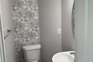 2452 Bay Harbor Dr, Raleigh, NC 27604 - Photo 8