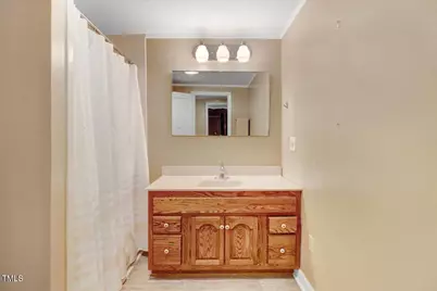 125 W Pine Street, Pine Level, NC 27568 - Photo 34