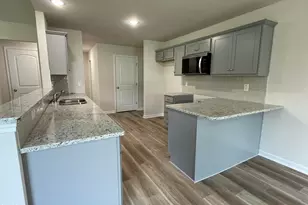 175 Oakfield Trce Dr, Four Oaks, NC 27524 - Photo 4