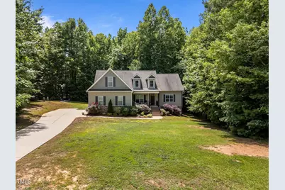 45 Chaucer Court W, Zebulon, NC 27597 - Photo 2