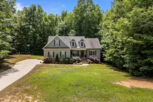45 Chaucer Ct W, Zebulon, NC 27597 - Photo 2