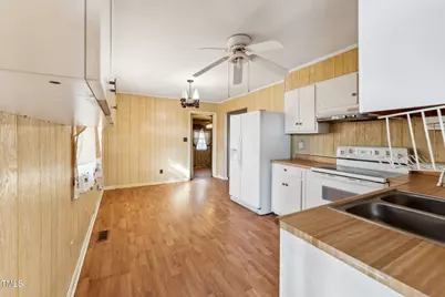 3115 Legion Road, Hope Mills, NC 28348 - Photo 10