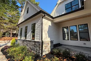 1040 Burning Tree Rd, Pinehurst, NC 28374 - Photo 4