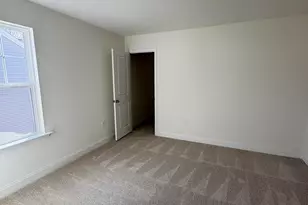 215 Faith Ave, Sanford, NC 27330 - Photo 18