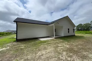 107 Lynn Ln, Selma, NC 27576 - Photo 6