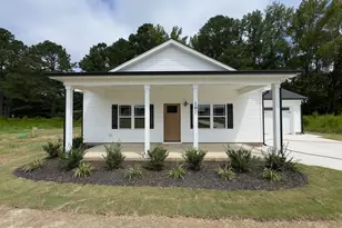 107 Lynn Ln, Selma, NC 27576 - Photo 4