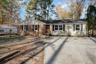 5917 Meadowlark Ln, Raleigh, NC 27610 - Photo 4