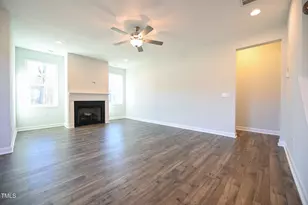 21 Abingdon Farms Dr, Selma, NC 27576 - Photo 8