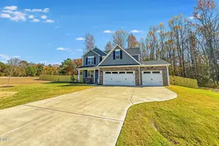 21 Abingdon Farms Dr, Selma, NC 27576 - Photo 2