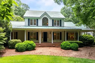 300 Oak Ridge Dr, Hillsborough, NC 27278 - Photo 2