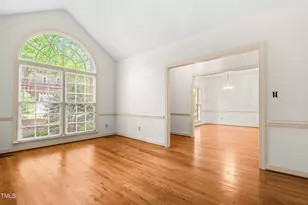 101 Turnberry Ln, Cary, NC 27511 - Photo 8