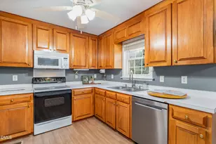 6408 Glen Brack Ct, Raleigh, NC 27603 - Photo 8