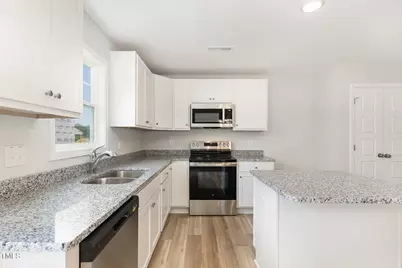 74 W Emily Gardens Drive, Selma, NC 27576 - Photo 12