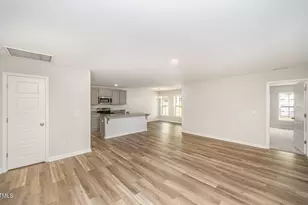 66 W Emily Gardens Dr, Selma, NC 27576 - Photo 6