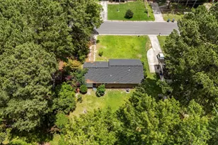 625 Powell Dr, Rocky Mount, NC 27803 - Photo 12
