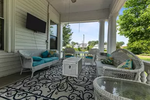 309 W Divine St, Dunn, NC 28334 - Photo 6