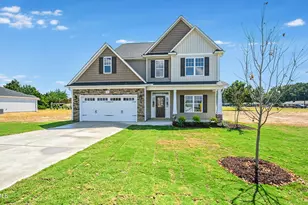 102 Hudson Vlg Dr, La Grange, NC 28551 - Photo 2