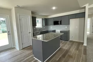 116 Oakfield Trce Dr, Four Oaks, NC 27524 - Photo 4