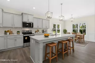 776 Shadetree Rd, Benson, NC 27504 - Photo 2