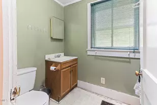 202 Madison St, Plymouth, NC 27962 - Photo 12