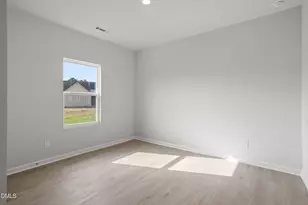 85 Osgood St, Angier, NC 27501 - Photo 10