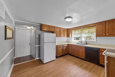 521 S Lombard Street, Clayton, NC 27520 - Photo 22