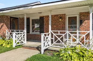 521 S Lombard St, Clayton, NC 27520 - Photo 2