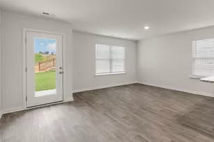 138 Rusling Leaf Dr, Fuquay Varina, NC 27526 - Photo 6