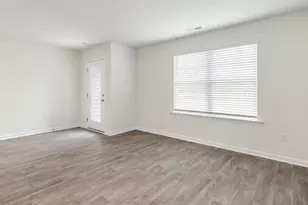 146 Rusling Leaf Dr, Fuquay Varina, NC 27526 - Photo 8