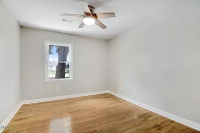 412 E 18th Street, Scotland Neck, NC 27874 - Photo 20