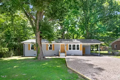 412 E 18th Street, Scotland Neck, NC 27874 - Photo 1