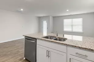 150 Rusling Leaf Dr, Fuquay Varina, NC 27526 - Photo 4