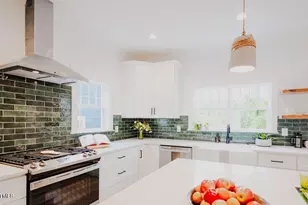 415 E Lavender Ave, Durham, NC 27704 - Photo 4