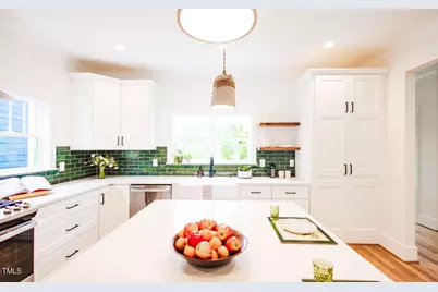 415 E Lavender Avenue, Durham, NC 27704 - Photo 6