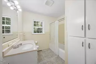 128 W Hill St, Goldsboro, NC 27534 - Photo 8