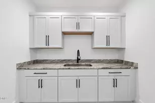 1009 Parker St, Raleigh, NC 27607 - Photo 32