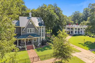 410 College St, Oxford, NC 27565 - Photo 2