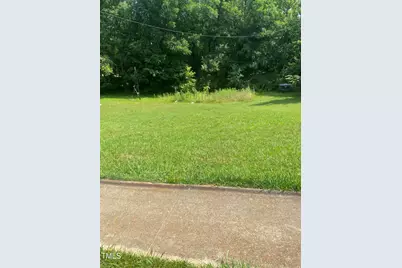 421 W Holt Street, Mebane, NC 27302 - Photo 2