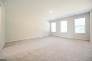 2009 Black Bear Ct, Hope Mills, NC 28348 - Photo 4