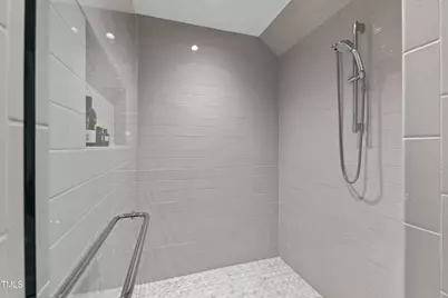 301 Wentworth Drive, Greensboro, NC 27408 - Photo 74