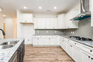 1229 Lawndale Dr, Graham, NC 27253 - Photo 6