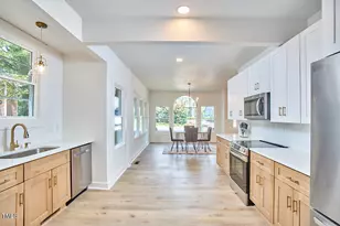 2203 University Dr, Durham, NC 27707 - Photo 12