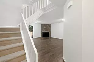 104 Mossbark Ln, Chapel Hill, NC 27514 - Photo 6