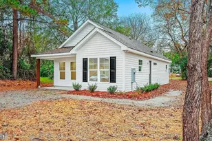 900 Woodrow St S, Wilson, NC 27893 - Photo 2