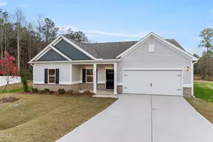 521 Olivia Crossing Ct, Four Oaks, NC 27524 - Photo 2