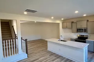 98 Bloodroot St, Angier, NC 27501 - Photo 4