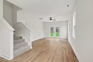 207 S Main St, Four Oaks, NC 27524 - Photo 4