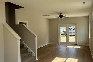 207 S Main St, Four Oaks, NC 27524 - Photo 6