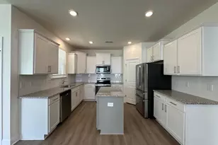 202 Faith Ave, Sanford, NC 27330 - Photo 4